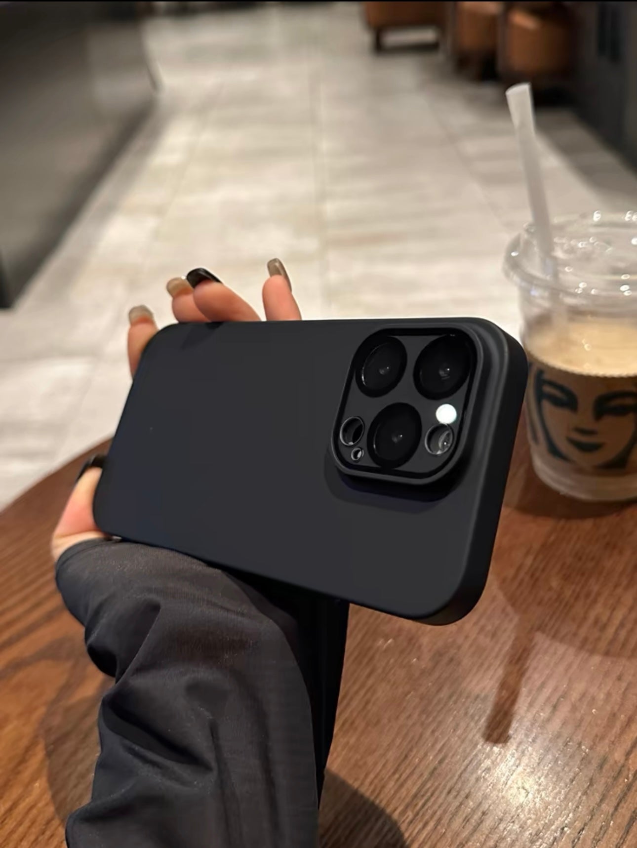 夏 iPhone 手機殼