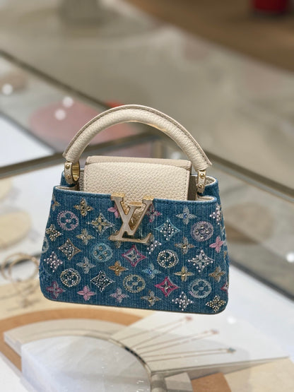 Luxus farmer díszítésű Capucines minitáska