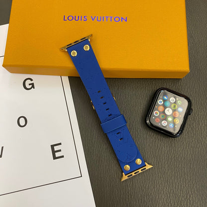 Rannekoru de rechange Apple avec koristelu, niitit ja monogrammi ja kohokuvio KELLORANNAT