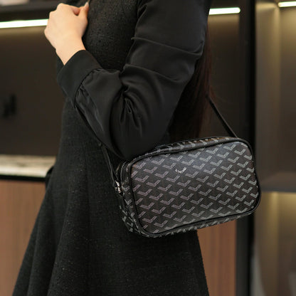 Elegante bolsa crossbody com monograma – luxo mínimo para os momentos do dia a dia