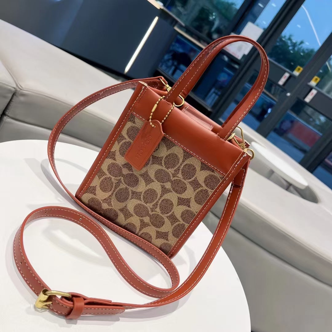 Elegáns bőr kézitáska: egy kis könnyed luxus