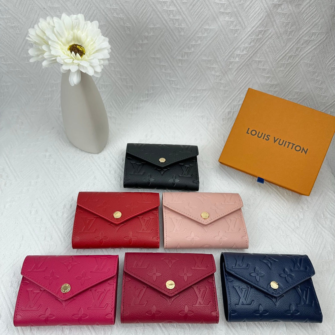 L-Luxurious Fashion Wallet – Sophisticated and Functional