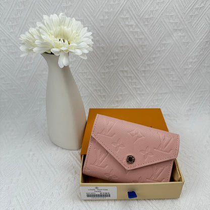 L-Luxurious Fashion Wallet – Sophisticated and Functional