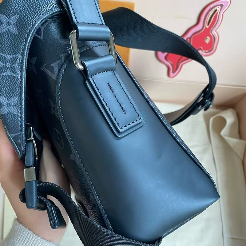 Módní a trendy taška LV Messenger