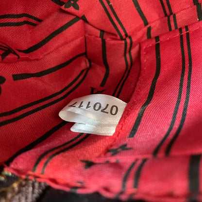 Vintage Lock Chain Skuldertaske – Klassisk Monogram Design