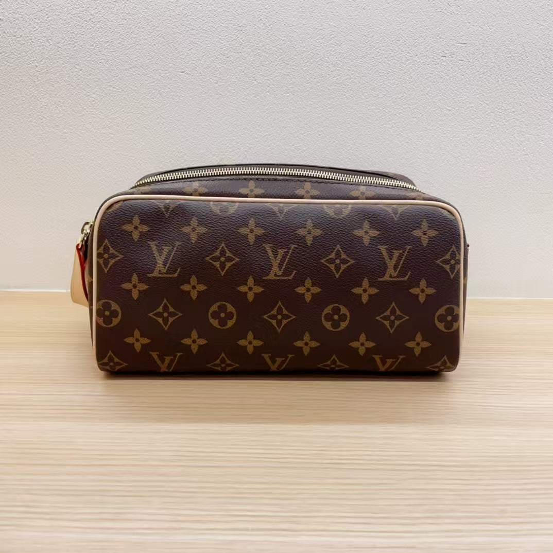 Premium Cosmetic Bag-01