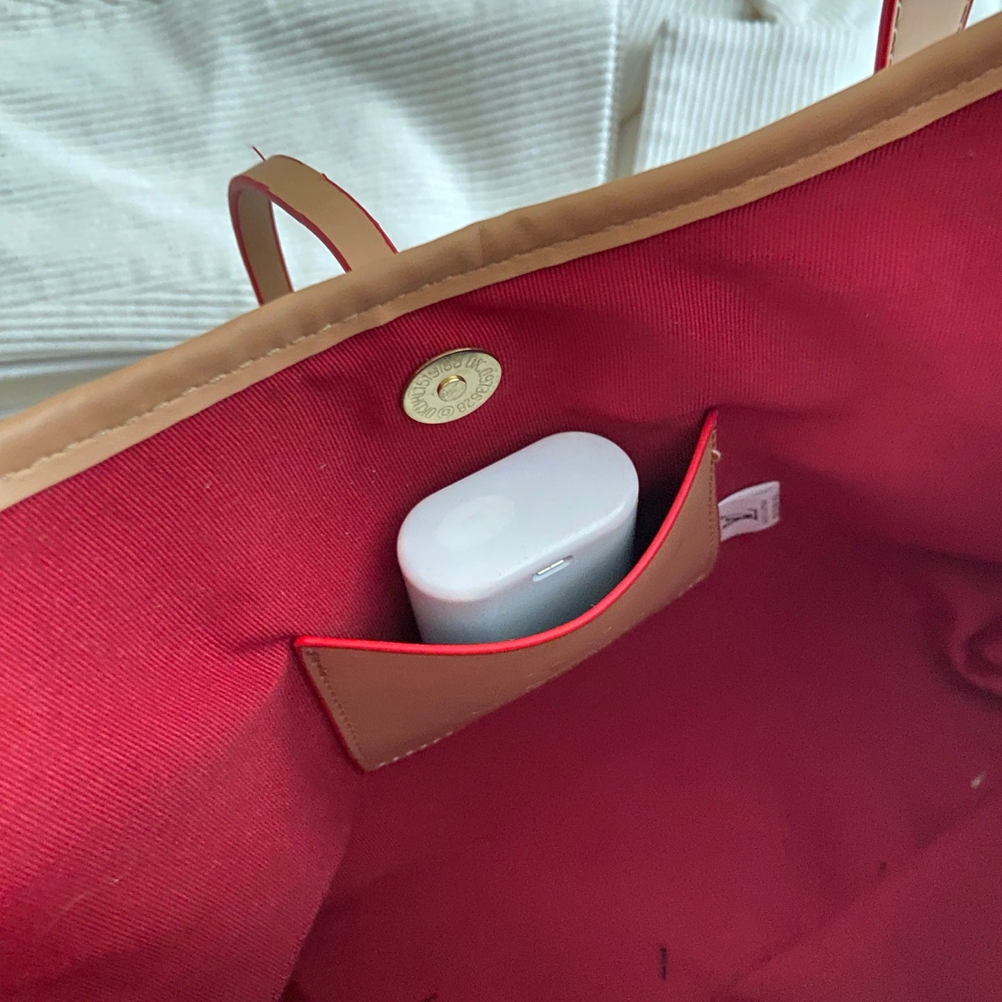 Umhängetasche mit Monogramm-Kreuzriemen