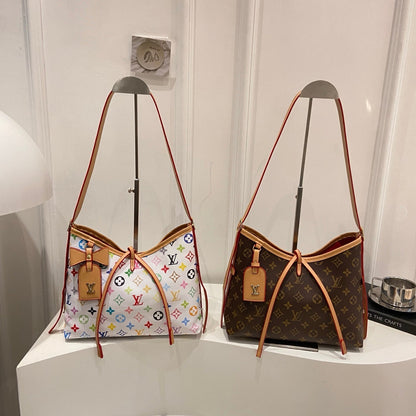 Umhängetasche mit Monogramm-Kreuzriemen