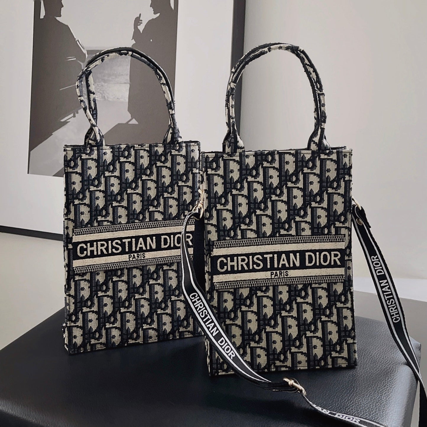 Klassinen kantolaukku Crossbody-hihnalla