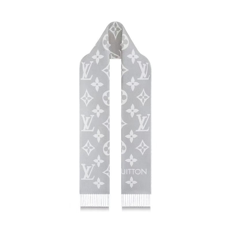 세련된 스카프 – 세련된 여신을 위한 필수 아이템