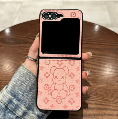 《三星Z Flip系列皮革折疊防摔手機殼，帶指環扣設計》