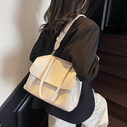 Stilfuld taske med stor kapacitet