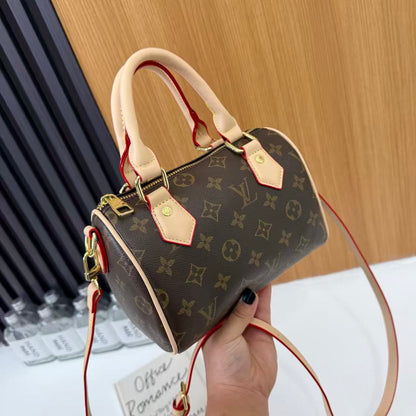 Klassinen Monogrammi Mini Barrel Bag