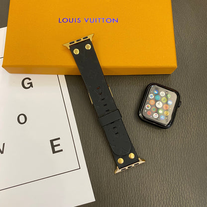 Rannekoru de rechange Apple avec koristelu, niitit ja monogrammi ja kohokuvio KELLORANNAT