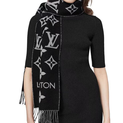 세련된 스카프 – 세련된 여신을 위한 필수 아이템