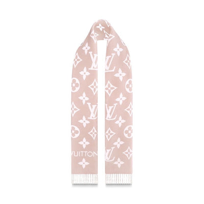 세련된 스카프 – 세련된 여신을 위한 필수 아이템