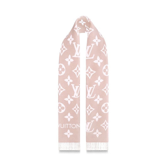 Stylish Scarf – A Must-Have for the Polished Goddess